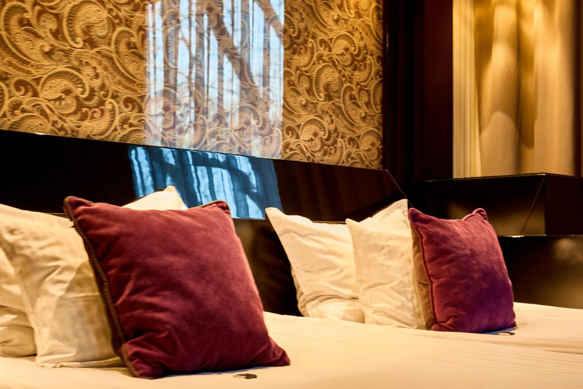 Double Room,1758312302:JPEG